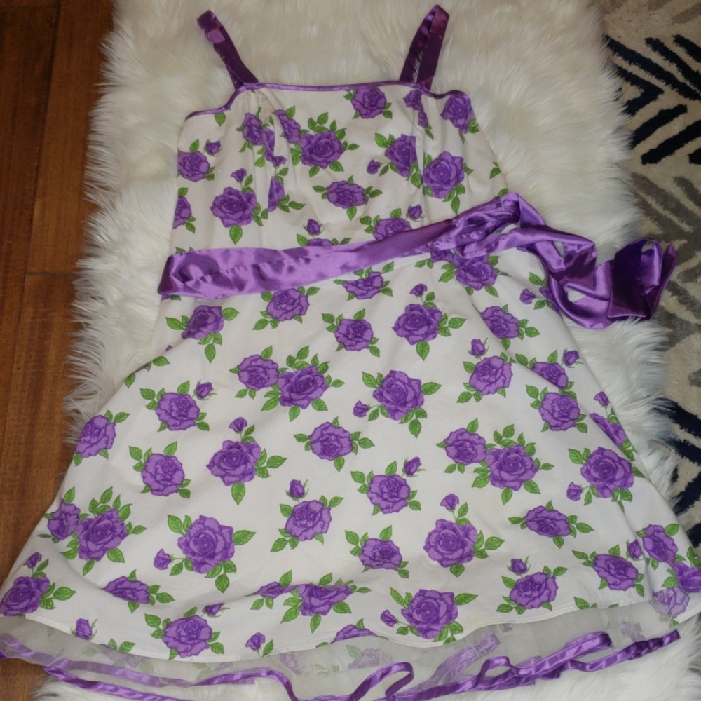 GUC Dressbarn Spring/Easter White/Purple Dress